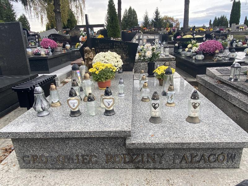 Grób RYSZARD PAŁAC