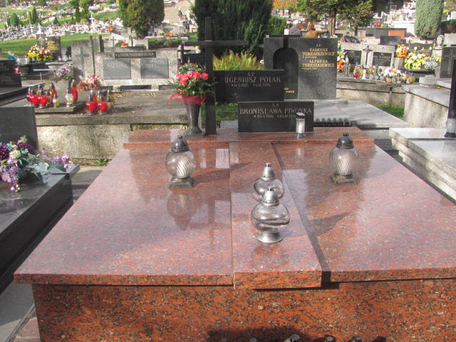 Grób JADWIGA POLAK