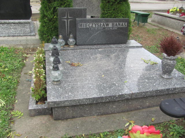 Grób WŁADYSŁAWA BANAŚ