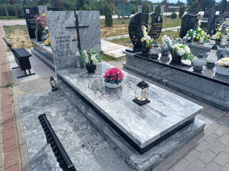 Grób ZDZISŁAW STERZEL