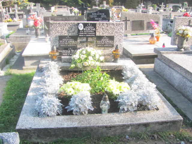 Grób JANINA WLECIAŁ