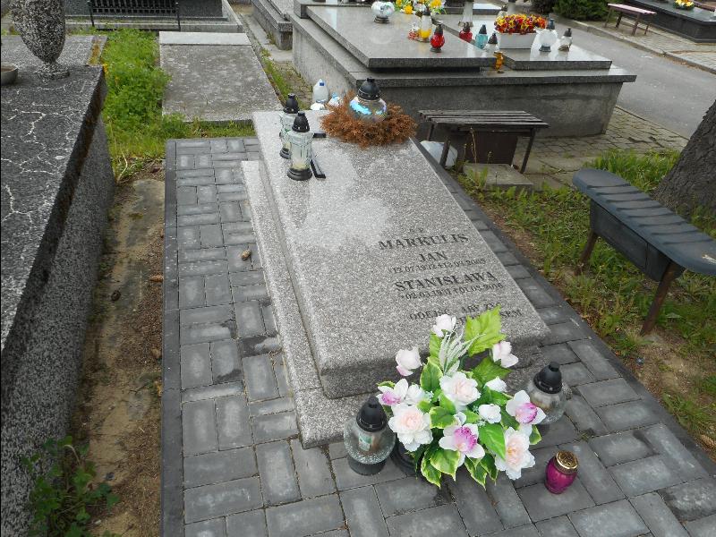 Grób STANISŁAWA MARKULIS