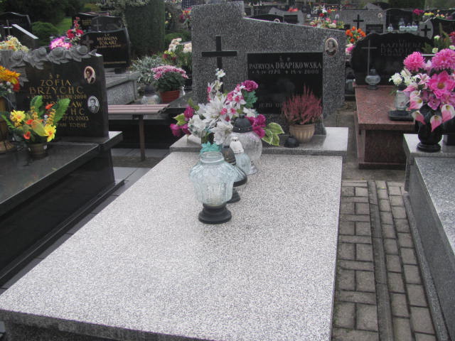 Grób JAN DRAPIKOWSKI