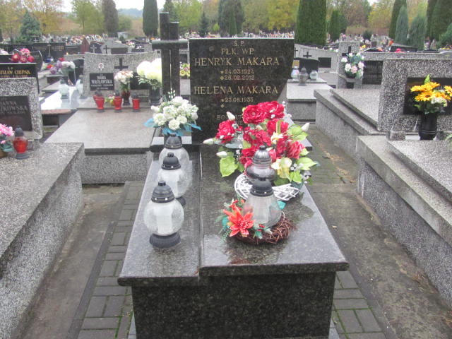 Grób HELENA MAKARA