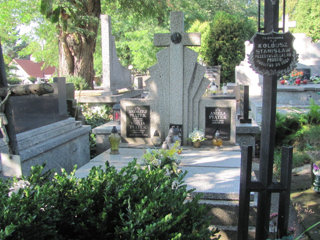 Grób KRYSTYNA PIĄTEK