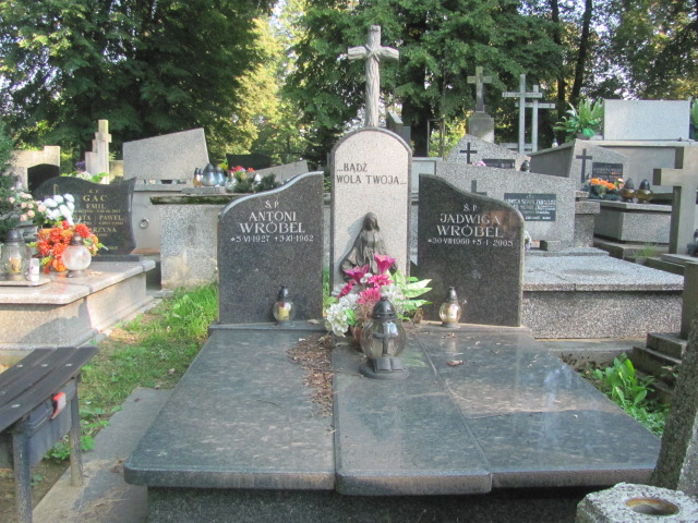 Grób JANINA WRÓBEL