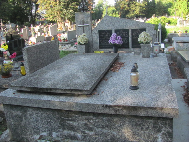Grób BOGUMIŁA KSIĄŻEK