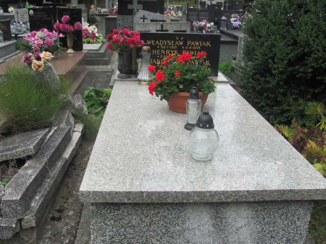Grób STANISŁAWA      PAWIAK